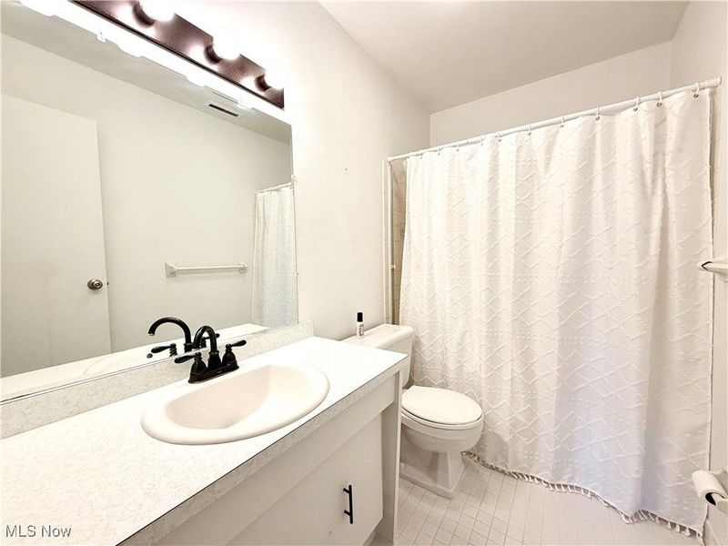 6340 Greenwood Parkway, Unit 405, Sagamore Hills, OH 44067 Photo 17