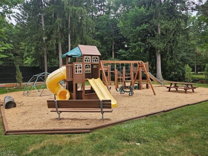 6340 Greenwood Parkway, Unit 405, Sagamore Hills, OH 44067 Photo 20