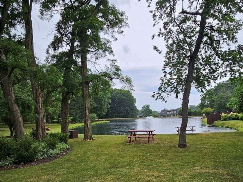 6340 Greenwood Parkway, Unit 405, Sagamore Hills, OH 44067 Photo 23