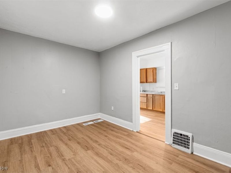 198 Lake Street, Akron, OH 44301 Photo 10