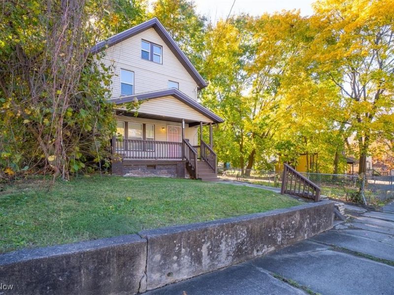 198 Lake Street, Akron, OH 44301 Photo 2