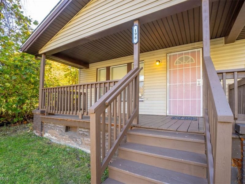 198 Lake Street, Akron, OH 44301 Photo 3