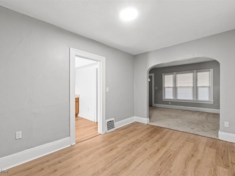 198 Lake Street, Akron, OH 44301 Photo 8