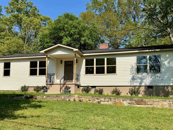 1921 Lookout Street, Gadsden, AL 35904