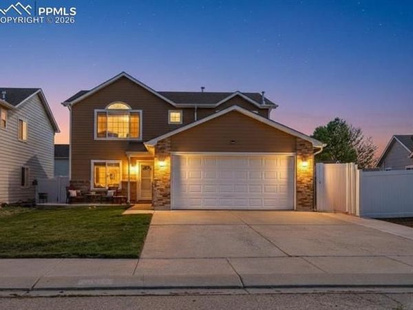 2000 Toronto Street, Pueblo, CO 81004