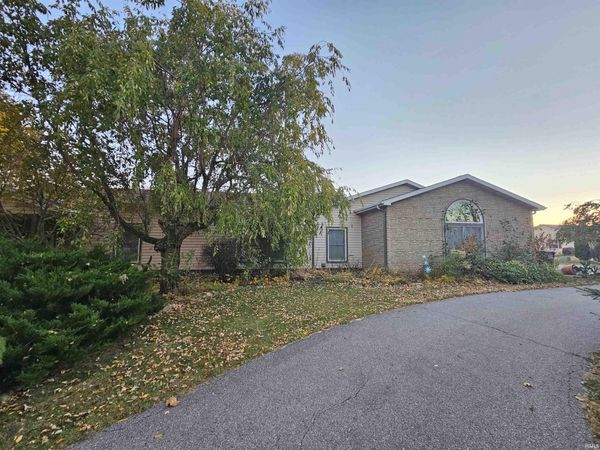 4317 W 900 N, Macy, IN 46951