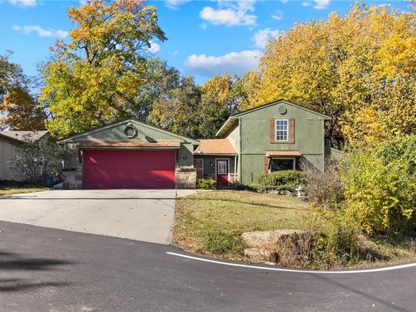 95 M Street, Lake Lotawana, MO 64086