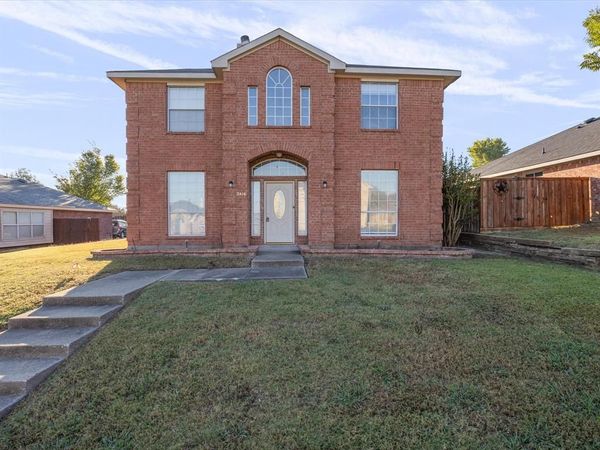 2416 Redfield Drive, Mesquite, TX 75181