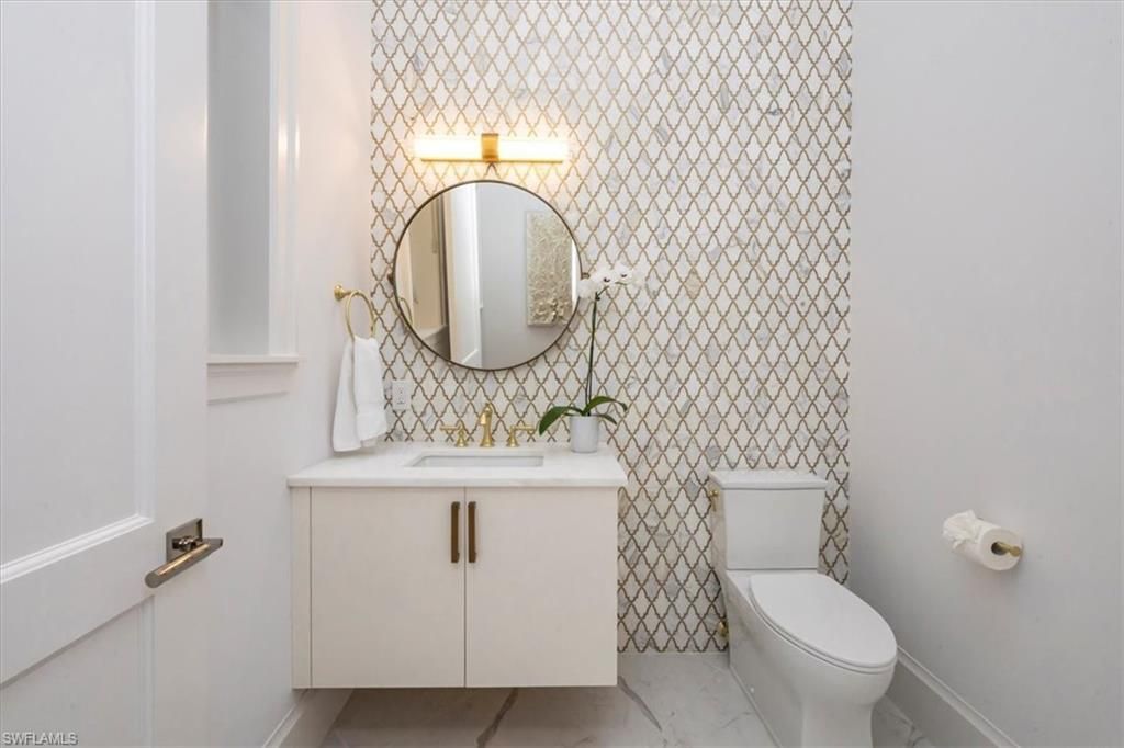 493 8th Ave S, Naples, FL 34102 Photo