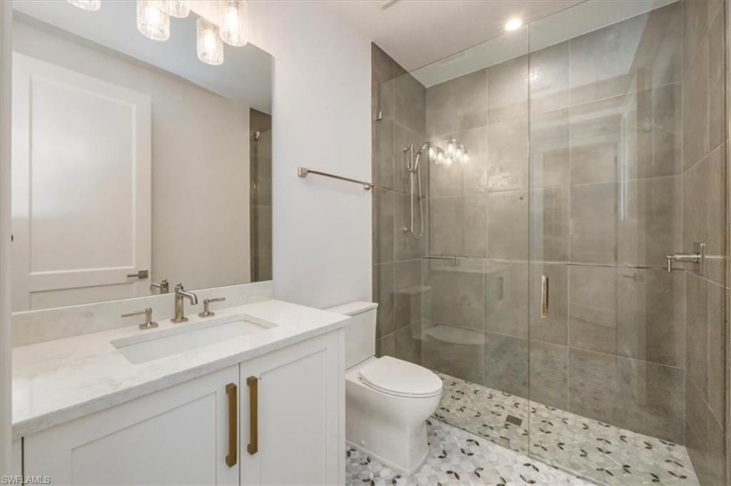 493 8th Ave S, Naples, FL 34102 Photo