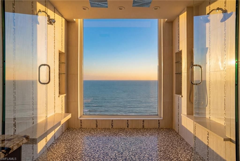 10 Seagate Dr, Unit 10, Naples, FL 34103 Photo