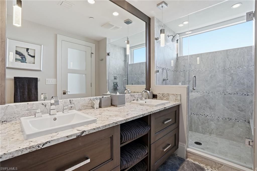 10 Seagate Dr, Unit 10, Naples, FL 34103 Photo