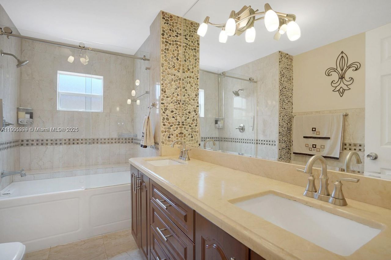 6103 SW 130th Ave, Miami, FL 33183 Photo