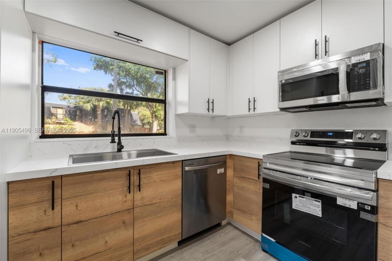 14289 SW 94th Cir Ln, Unit 103-26, Miami, FL 33186 Photo