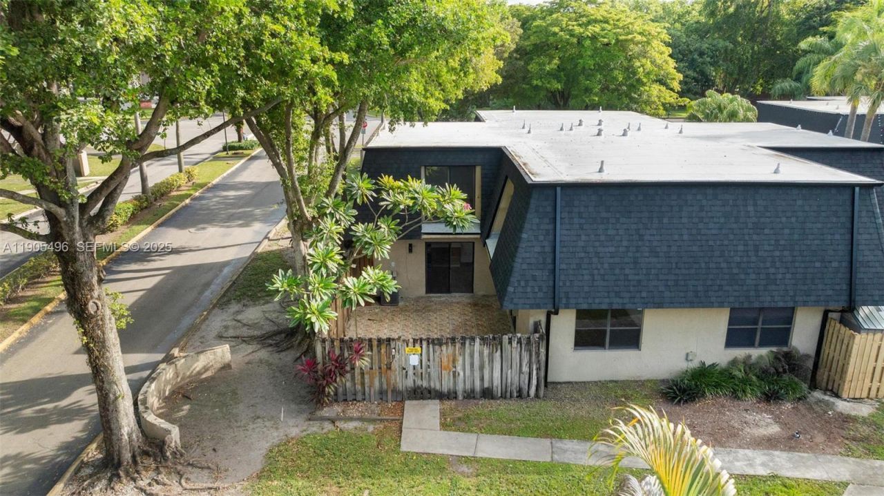 14289 SW 94th Cir Ln, Unit 103-26, Miami, FL 33186 Photo