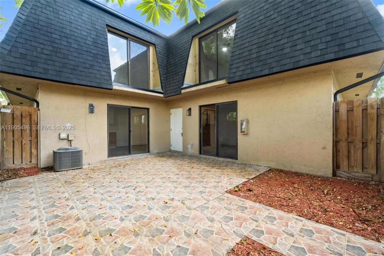 14289 SW 94th Cir Ln, Unit 103-26, Miami, FL 33186 Photo