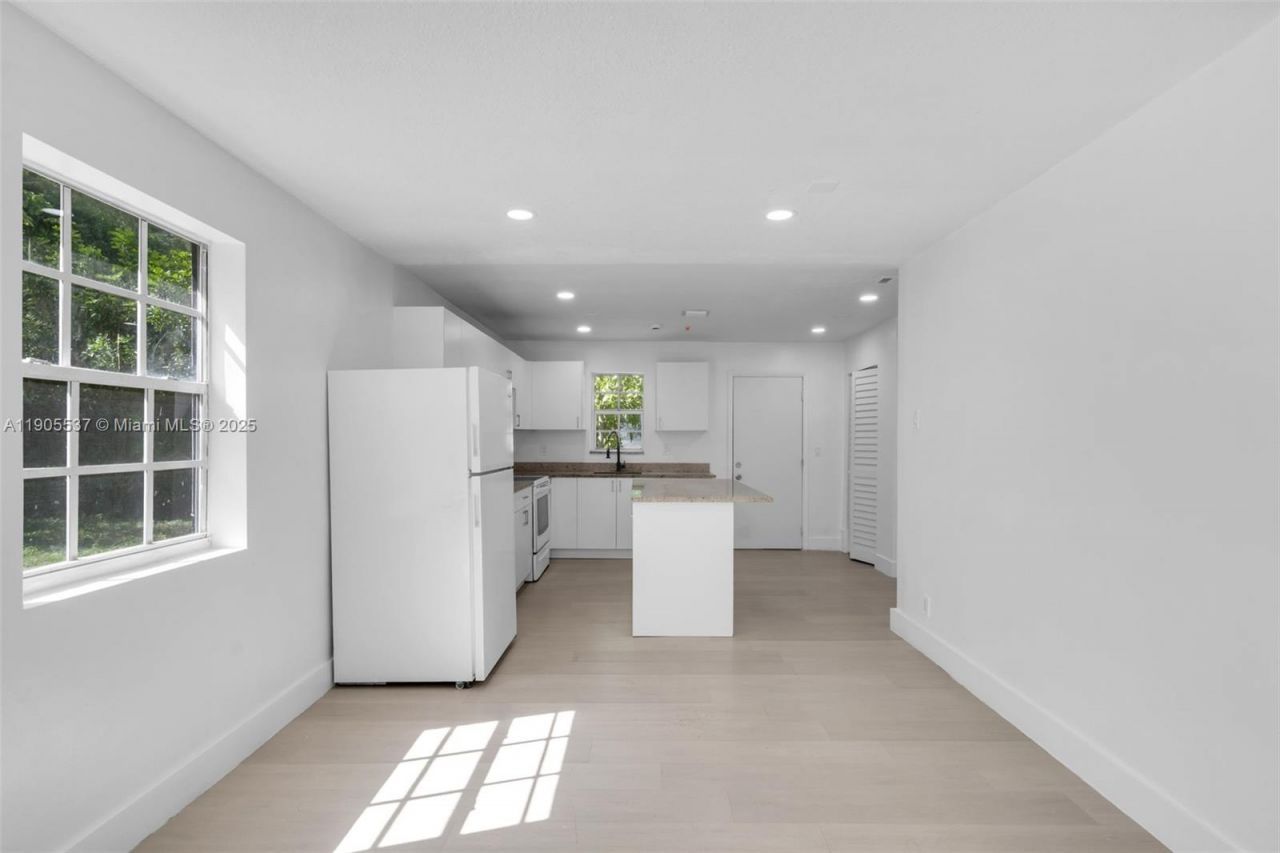 1436 NW 19th St, Fort Lauderdale, FL 33311 Photo