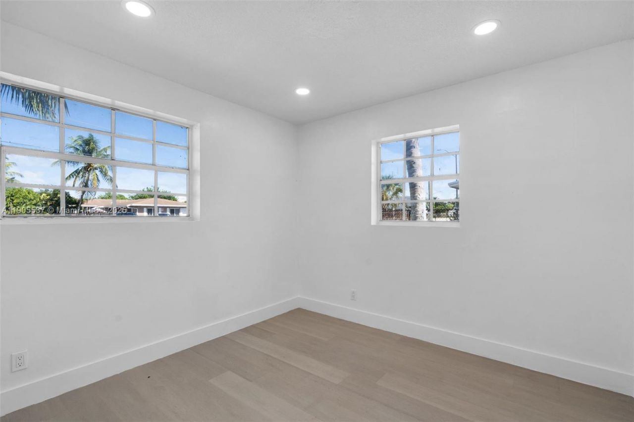 1436 NW 19th St, Fort Lauderdale, FL 33311 Photo