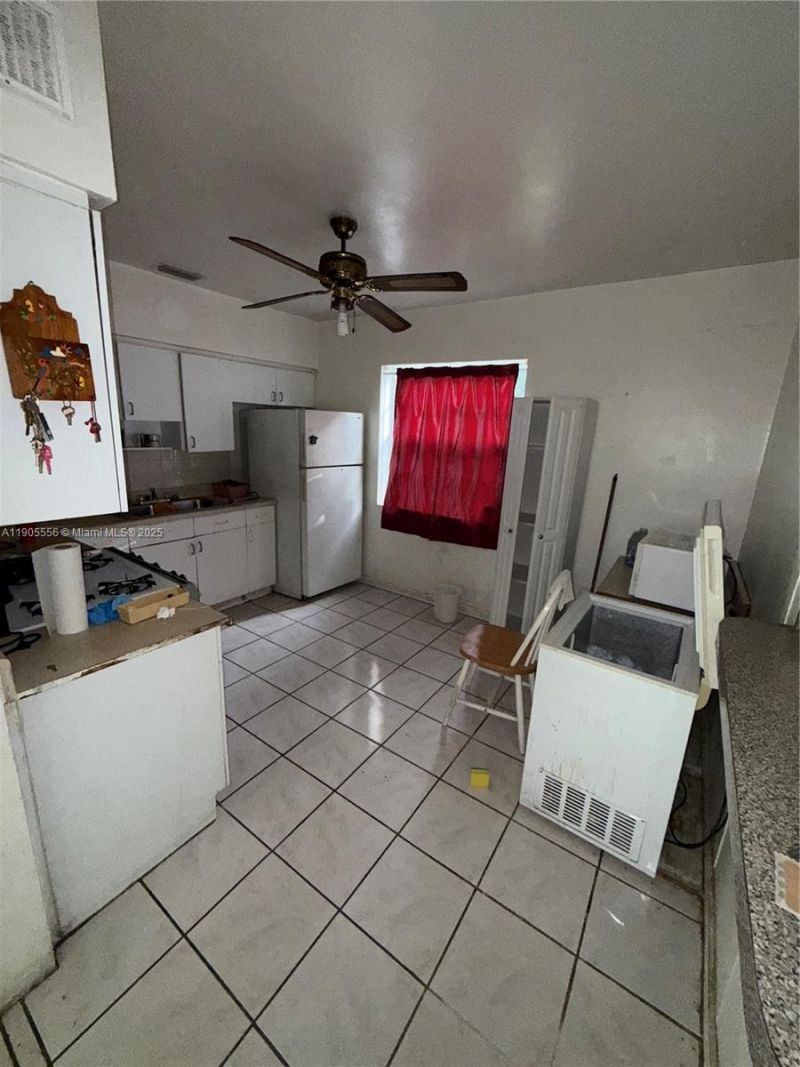 9100 Broad Manor Rd, Miami, FL 33147 Photo