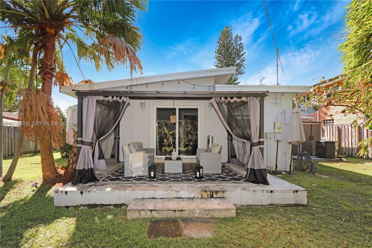 1441 Grant St, Hollywood, FL 33020 Photo