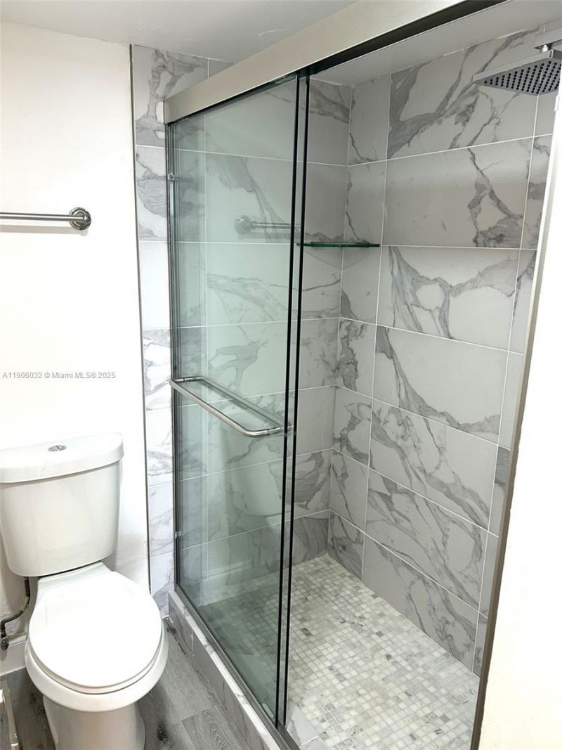 20379 W Country Club Dr, Unit 1035, Aventura, FL 33180 Photo