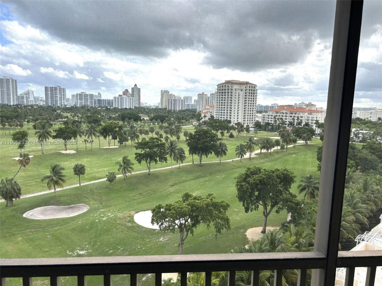 20379 W Country Club Dr, Unit 1035, Aventura, FL 33180 Photo