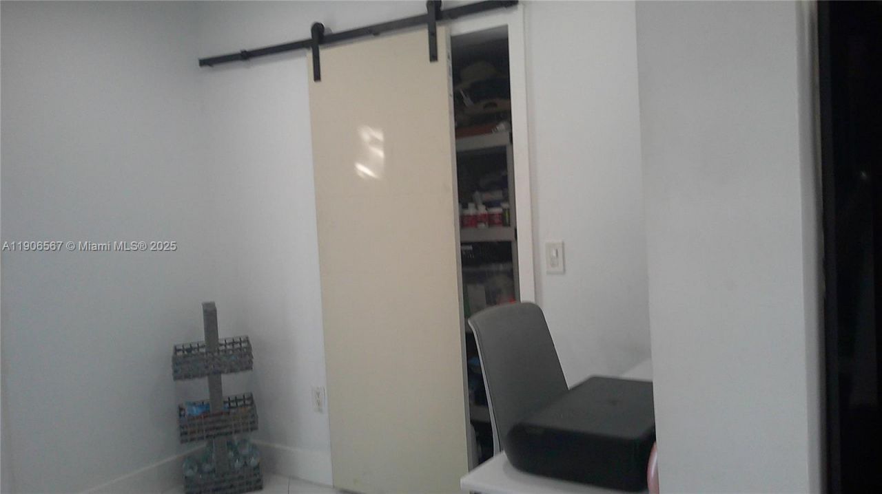 5066 E 9th Ct, Hialeah, FL 33013 Photo