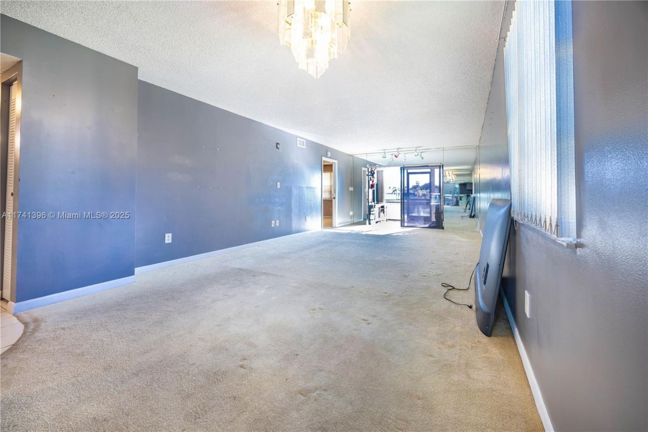 9740 W Mcnab Rd, Unit 111, Tamarac, FL 33321 Photo