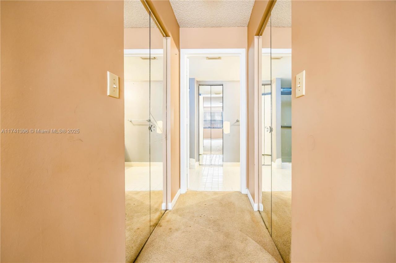 9740 W Mcnab Rd, Unit 111, Tamarac, FL 33321 Photo