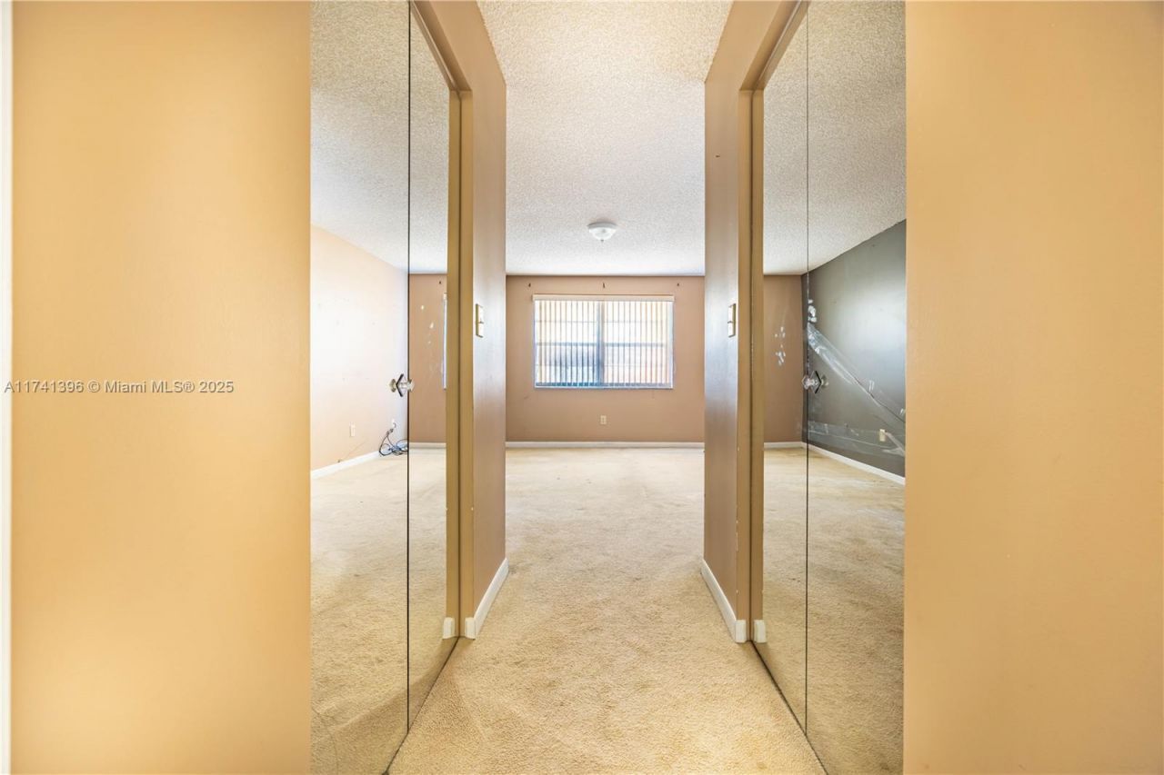 9740 W Mcnab Rd, Unit 111, Tamarac, FL 33321 Photo