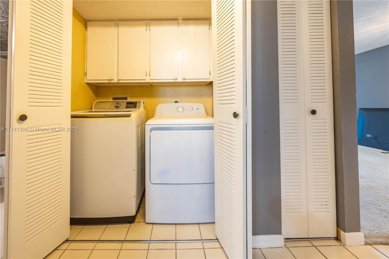 9740 W Mcnab Rd, Unit 111, Tamarac, FL 33321 Photo