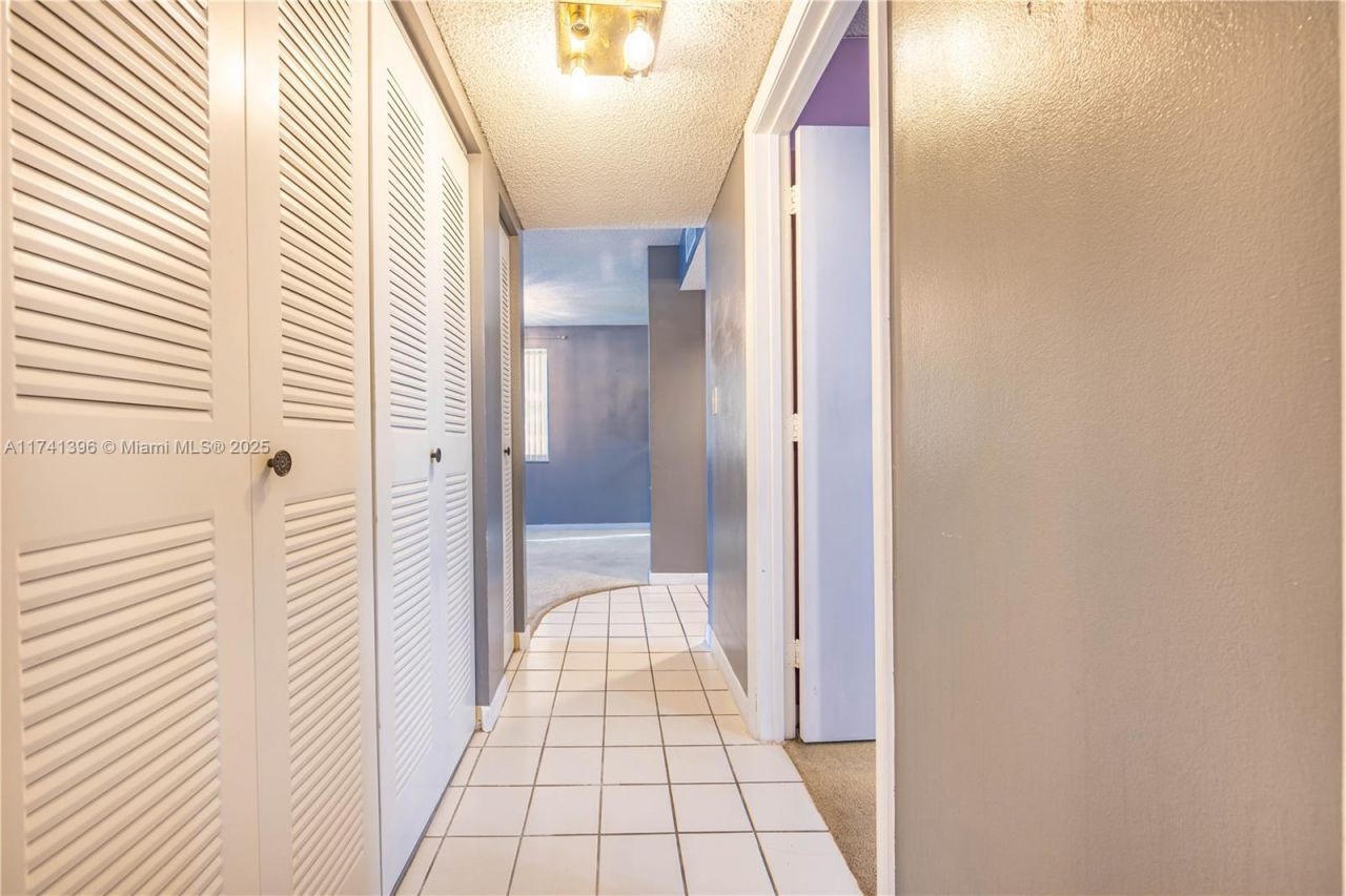 9740 W Mcnab Rd, Unit 111, Tamarac, FL 33321 Photo