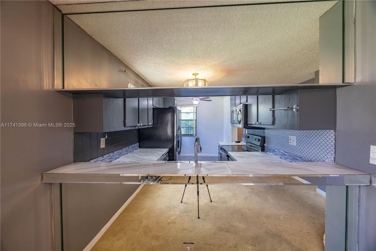 9740 W Mcnab Rd, Unit 111, Tamarac, FL 33321 Photo