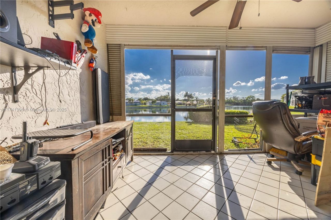 9740 W Mcnab Rd, Unit 111, Tamarac, FL 33321 Photo