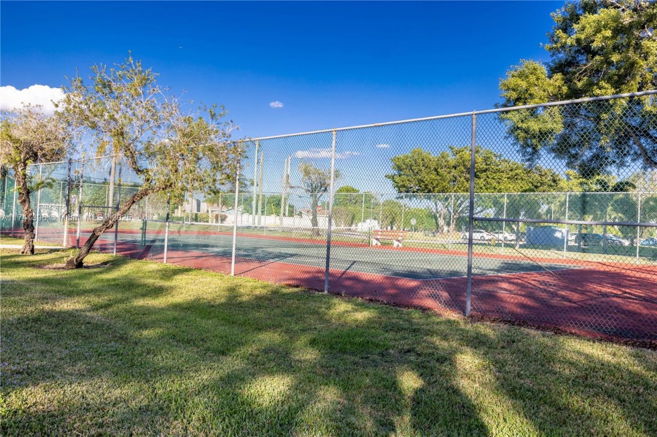 9740 W Mcnab Rd, Unit 111, Tamarac, FL 33321 Photo