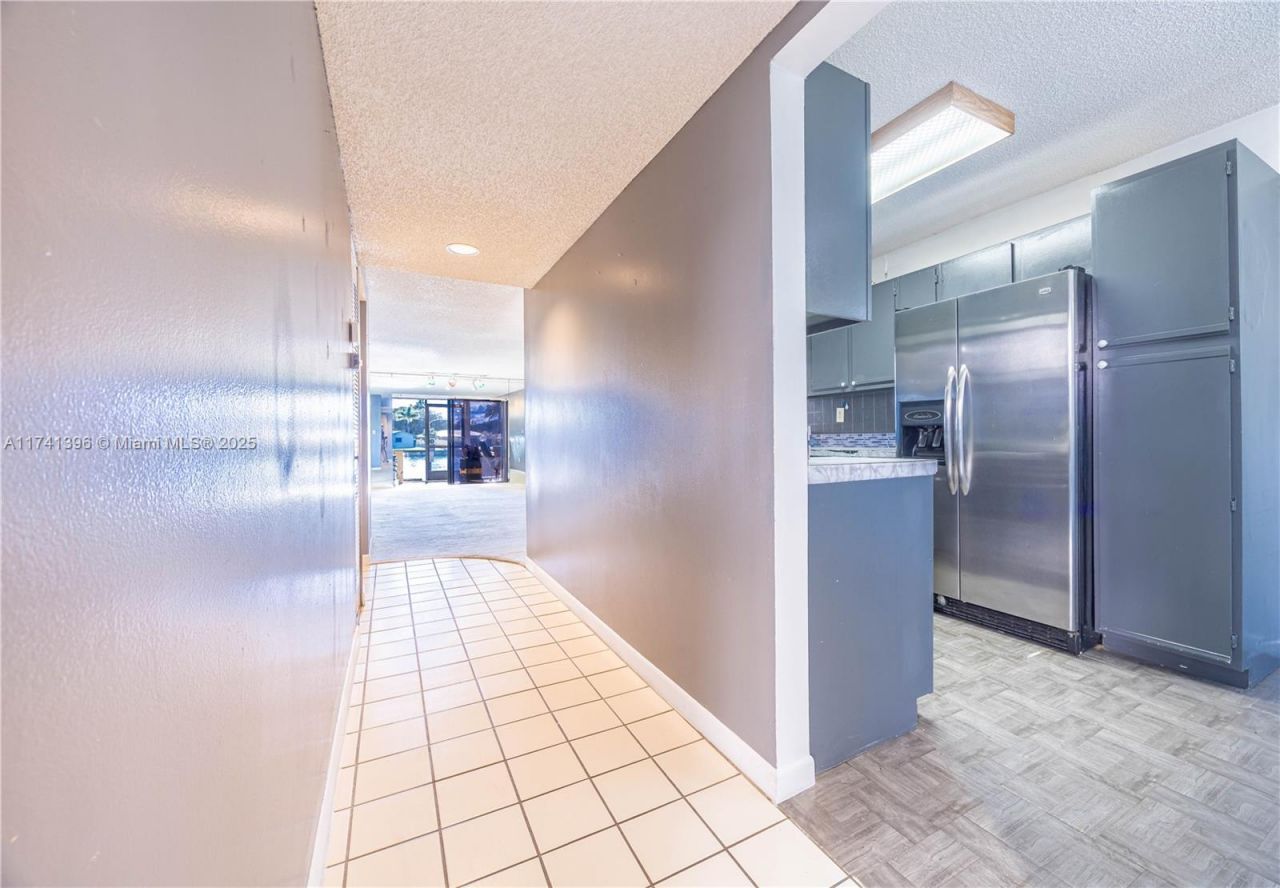 9740 W Mcnab Rd, Unit 111, Tamarac, FL 33321 Photo