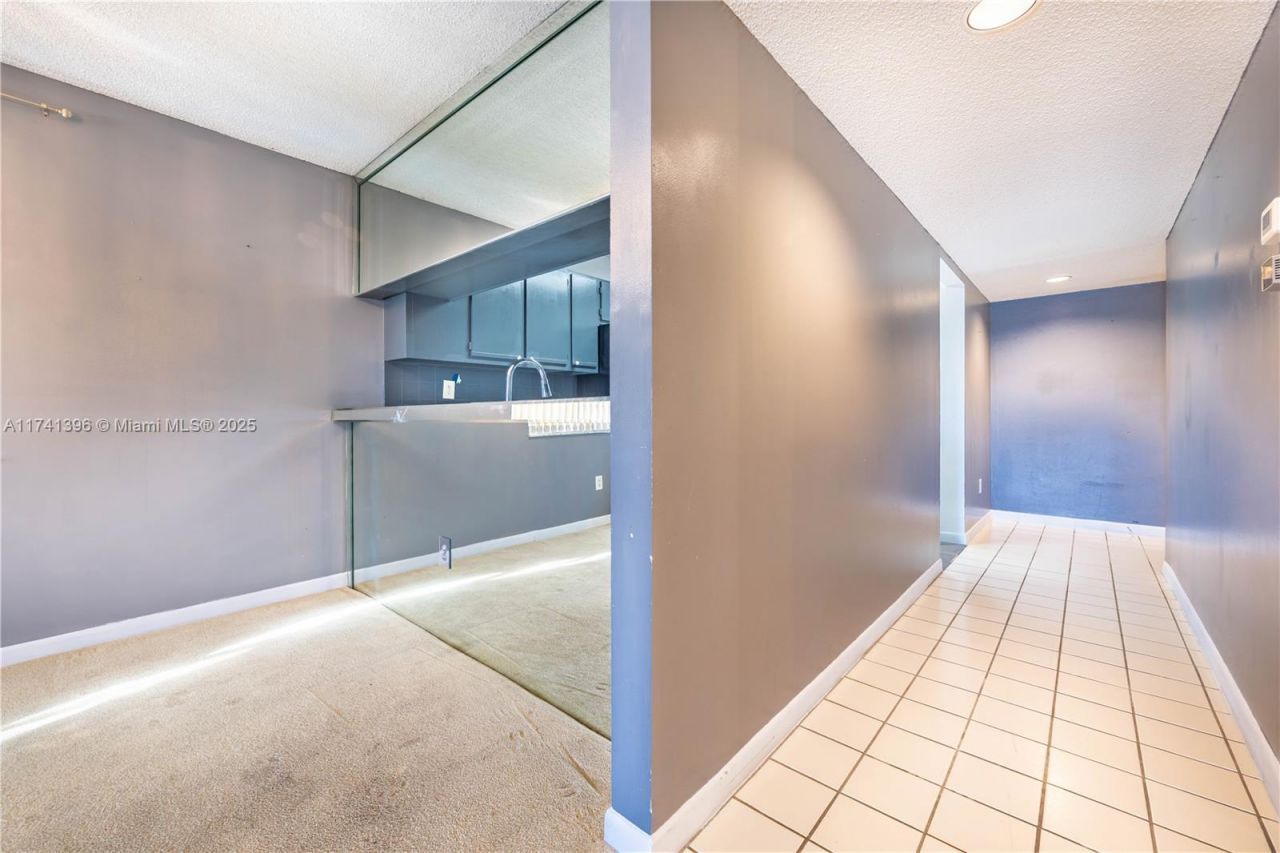 9740 W Mcnab Rd, Unit 111, Tamarac, FL 33321 Photo