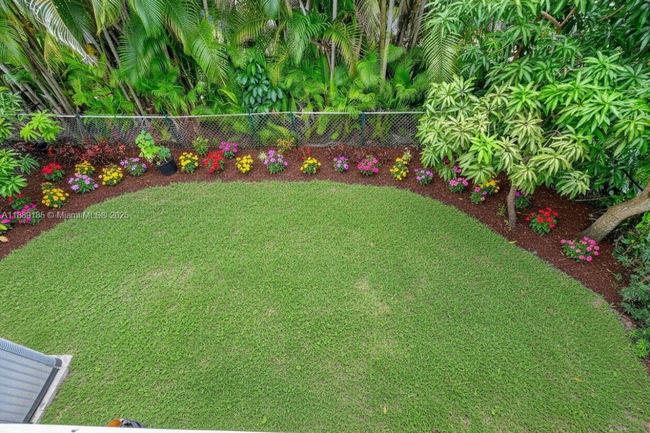 6345 Maynada St, Coral Gables, FL 33146 Photo