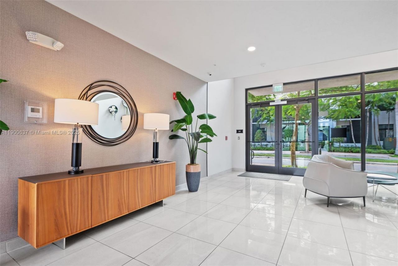 8363 NW 41st St, Unit A-103, Doral, FL 33166 Photo