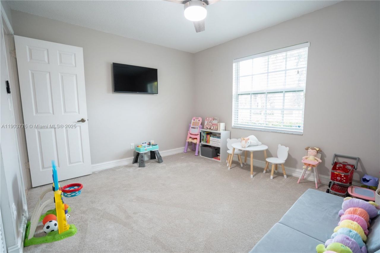 16061 La Costa Dr, Weston, FL 33326 Photo