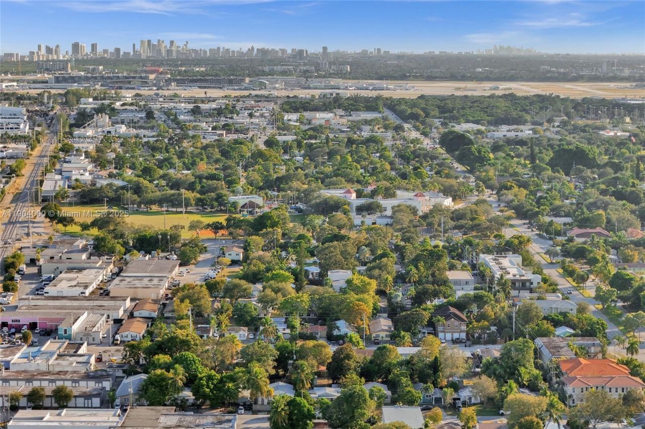 218 SW 14th Ct, Fort Lauderdale, FL 33315 Photo