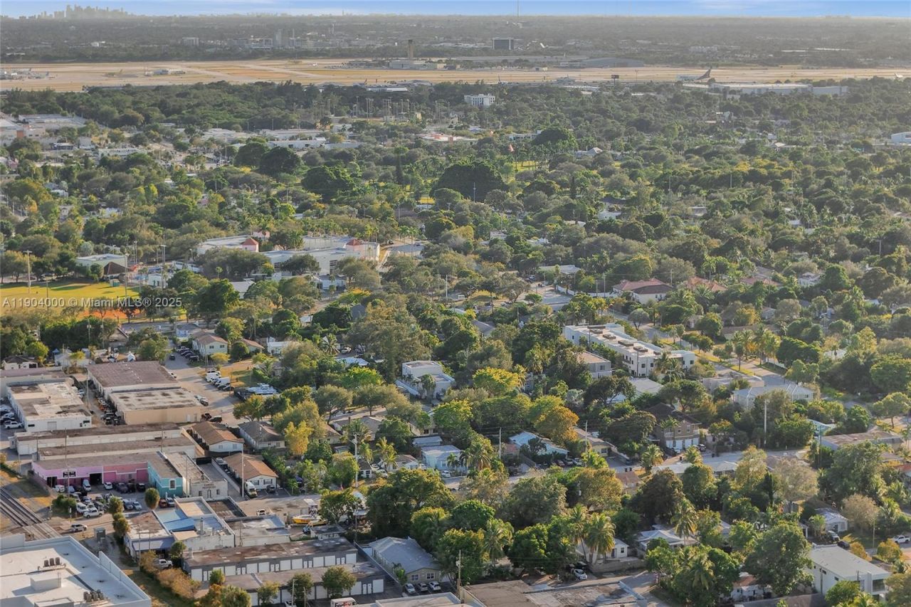 218 SW 14th Ct, Fort Lauderdale, FL 33315 Photo