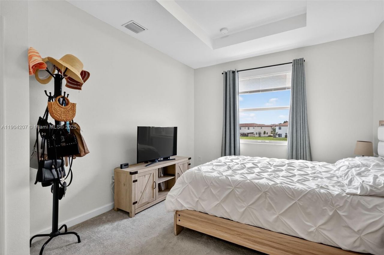 12936 NW 22nd Pl, Miami, FL 33167 Photo