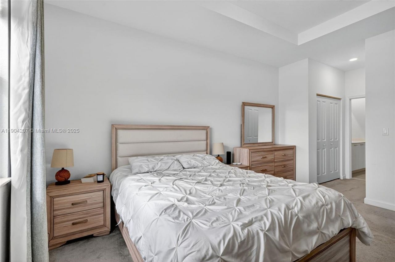 12936 NW 22nd Pl, Miami, FL 33167 Photo