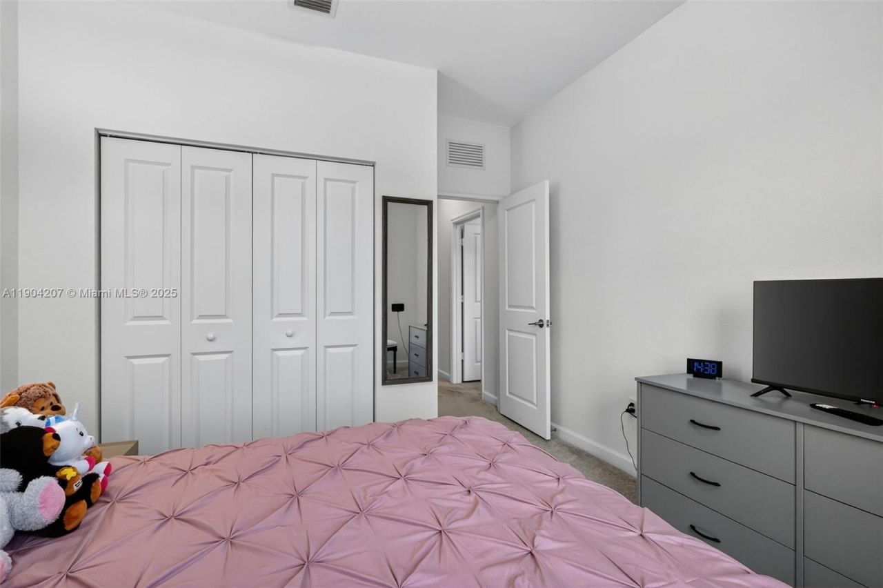 12936 NW 22nd Pl, Miami, FL 33167 Photo