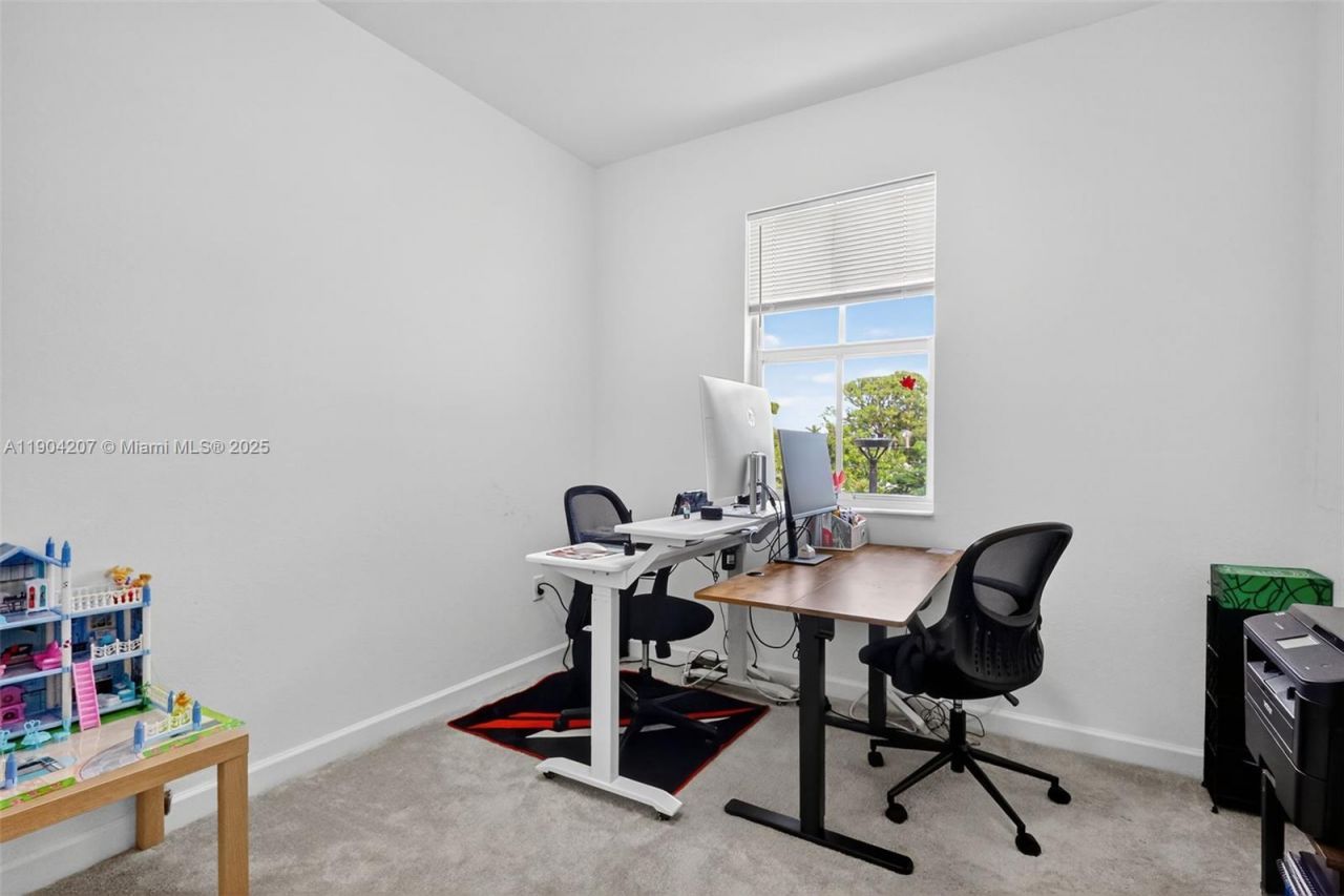 12936 NW 22nd Pl, Miami, FL 33167 Photo