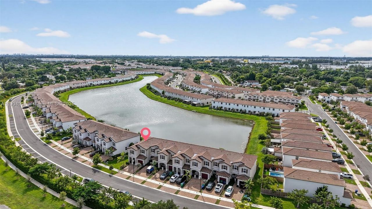 12936 NW 22nd Pl, Miami, FL 33167 Photo