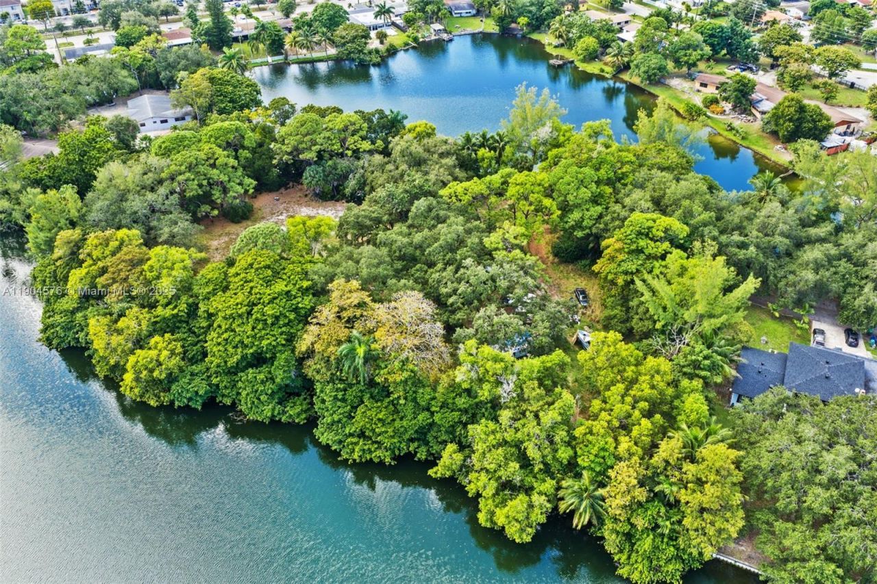 14141 NW 14th Dr, Miami, FL 33167 Photo