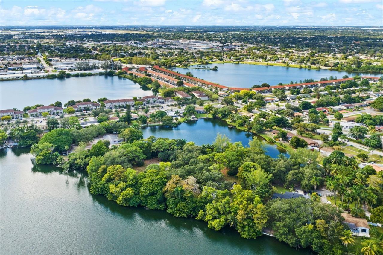 14141 NW 14th Dr, Miami, FL 33167 Photo