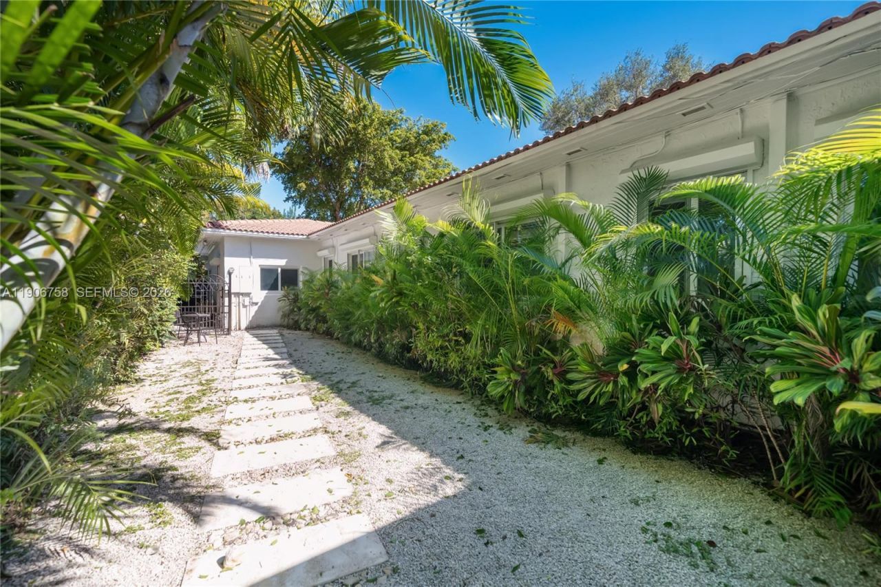 124 NE 96th St, Miami Shores, FL 33138 Photo